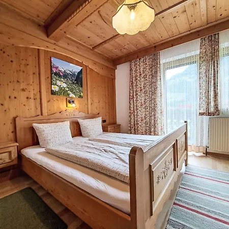 Trojer-2 By Interhome * هيباخ