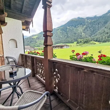 Trojer-2 By Interhome * ヒパッハ